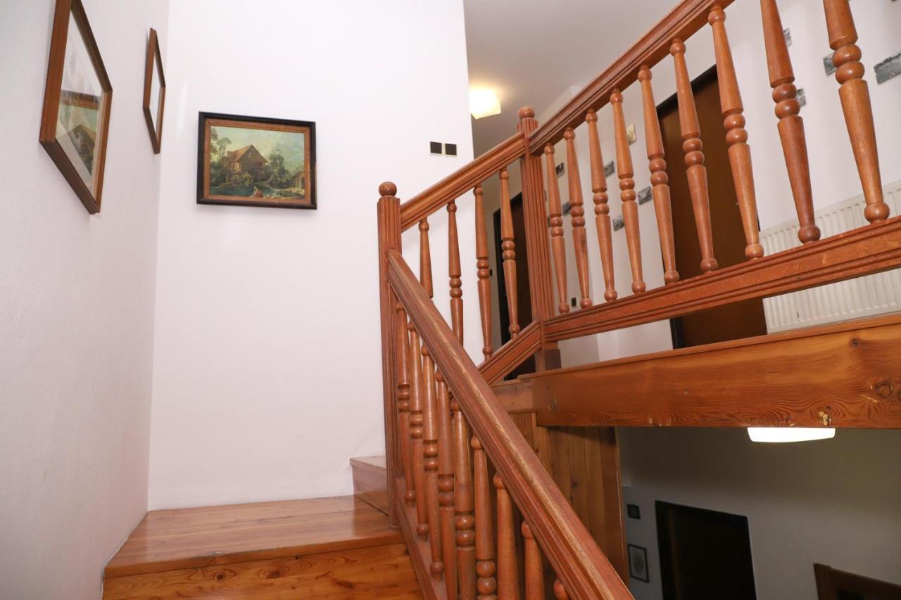 Ubytovanie Viktoria Dunajská Streda Buitenkant foto